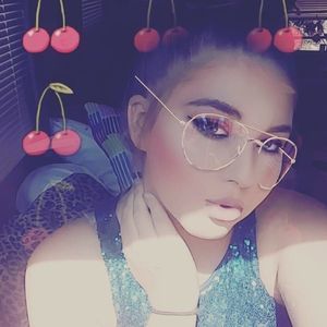 Meet your Posher, Nichole